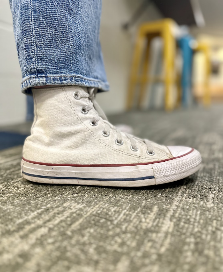 : FSS freshman wearing Converse shoes. These are the Converse Chuck Taylor All-Star Canvas in white.